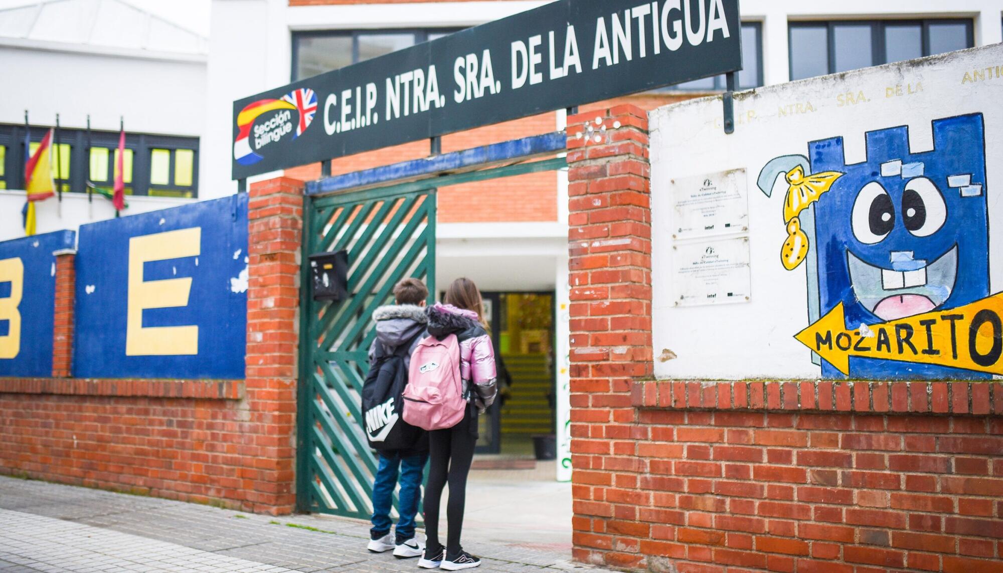 Colegio Mérida foto recurso